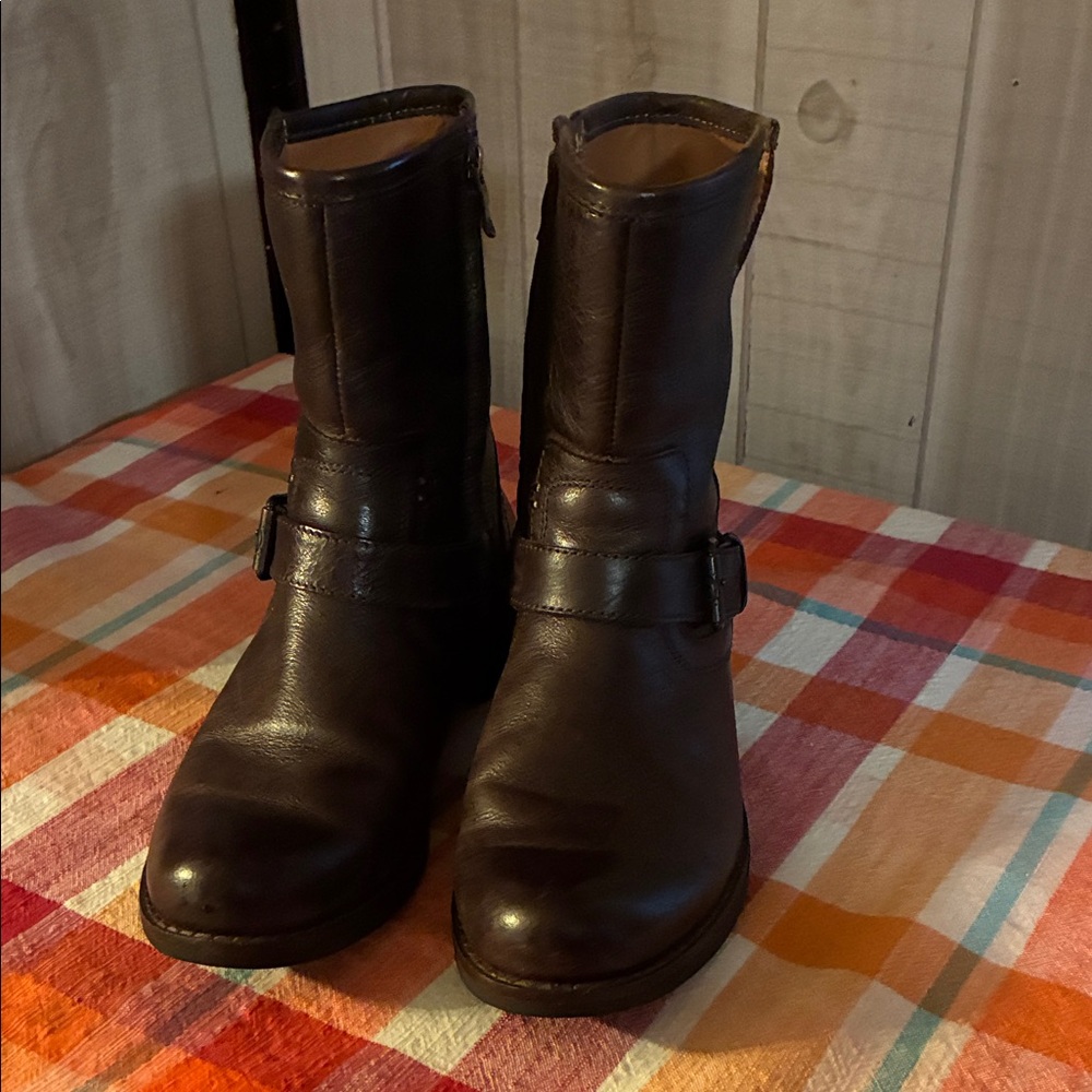 bussola Dark Brown Lace-Up Mid-Calf Leather Boots with Buckle